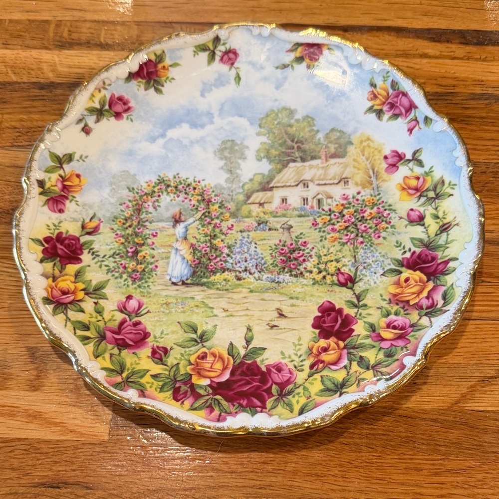 Royal Albert 25th Anniversary Plate with Floral Design